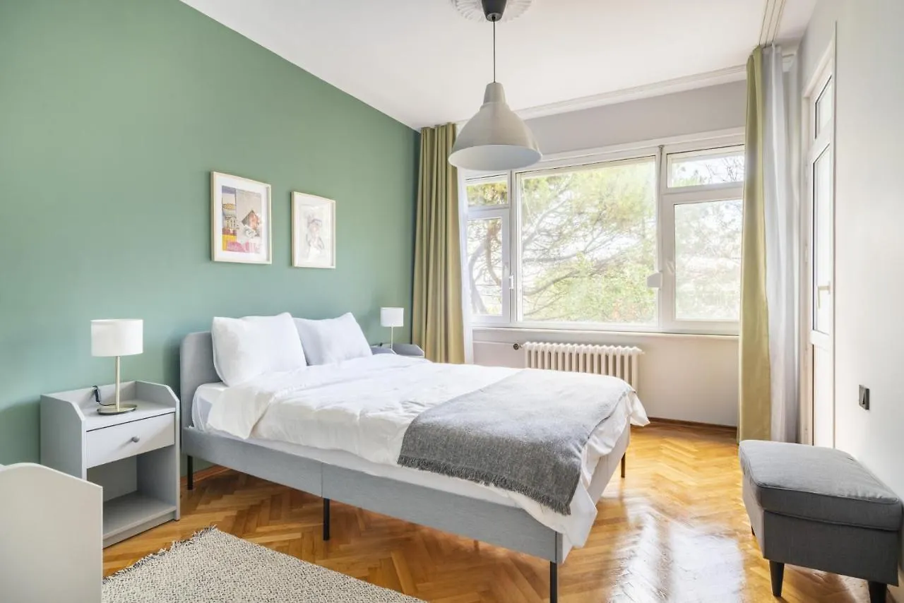 Spacious Flat Near Caddebostan Coast Apartment Istanbul