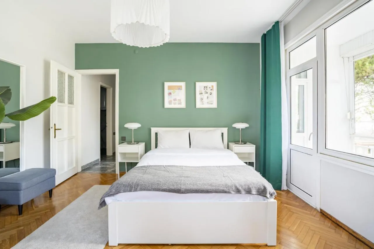 Spacious Flat Near Caddebostan Coast Apartment Istanbul